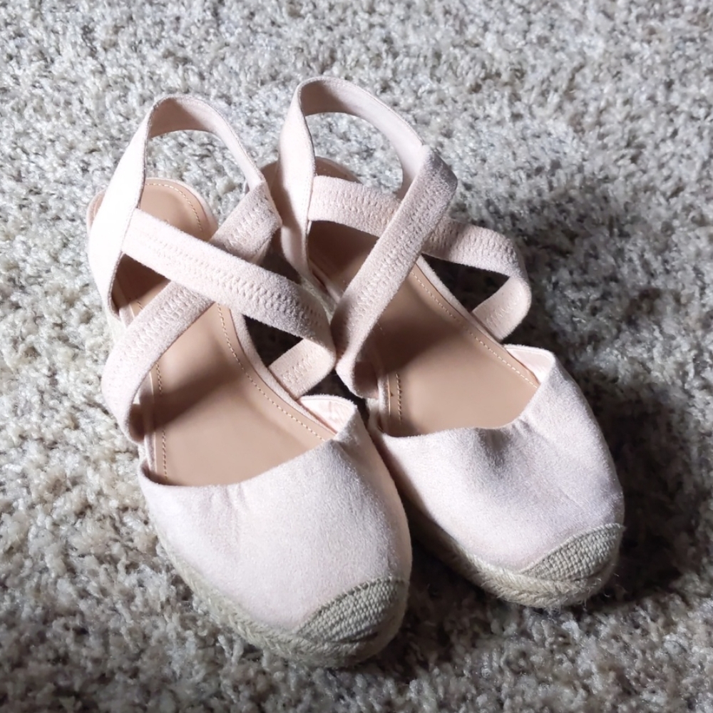 Wedges - Picture 2 of 3